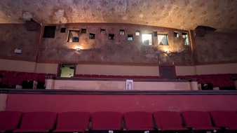 Enlarge photo 51
