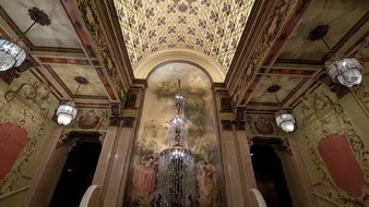 Enlarge photo 65