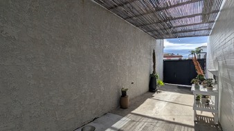 Woodbury wall altadena