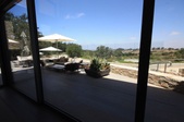 Enlarge photo 105