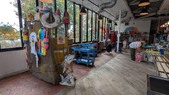 Enlarge photo 35