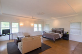 Enlarge photo 32