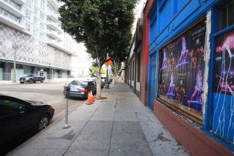 Enlarge photo 35
