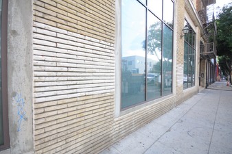 Enlarge photo 38
