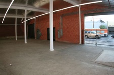 Enlarge photo 17