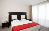 Enlarge photo 18