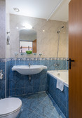 Enlarge photo 58