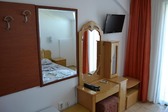 Enlarge photo 27