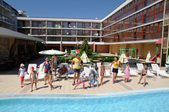 Enlarge photo 13