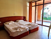Enlarge photo 75