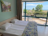 Enlarge photo 38