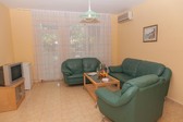 Enlarge photo 40
