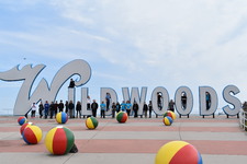 Enlarge photo 143