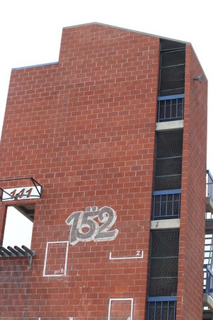 Enlarge photo 213
