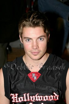 Enlarge photo 23
