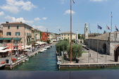Enlarge photo 71
