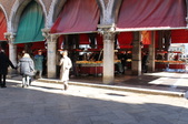 Enlarge photo 35