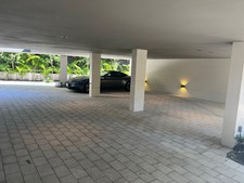 Enlarge photo 105