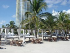 Enlarge photo 105