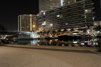 Enlarge photo 68