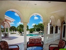 Enlarge photo 127