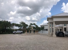 Enlarge photo 43