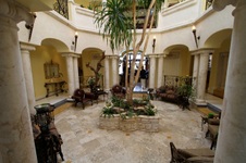 Enlarge photo 240