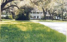 HOUSES / ANYWHERE USA