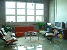 Enlarge photo 83