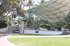 Enlarge photo 176