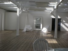 Enlarge photo 89