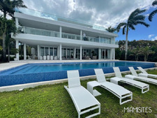 Enlarge photo 71