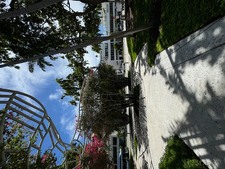Enlarge photo 210