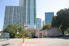 Enlarge photo 32