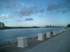 Enlarge photo 63
