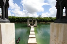 Enlarge photo 79