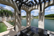 Enlarge photo 82