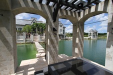 Enlarge photo 83