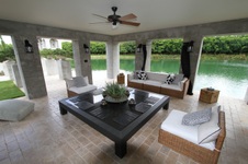 Enlarge photo 88