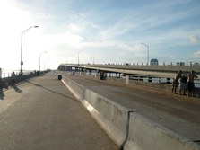 Enlarge photo 38