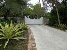 Enlarge photo 185
