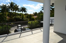 Enlarge photo 93