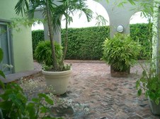 Enlarge photo 47