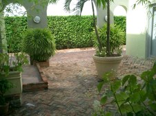 Enlarge photo 48