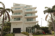 Enlarge photo 33