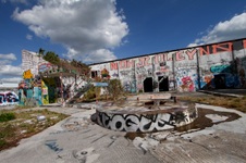 Enlarge photo 92