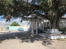 Enlarge photo 37
