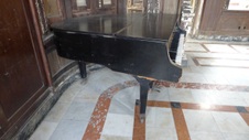 Enlarge photo 298