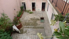 Enlarge photo 687