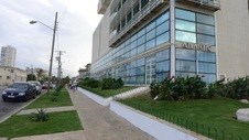 Enlarge photo 980